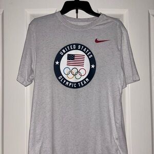 Nike Gray Short Sleeve Tee with Olympic Design